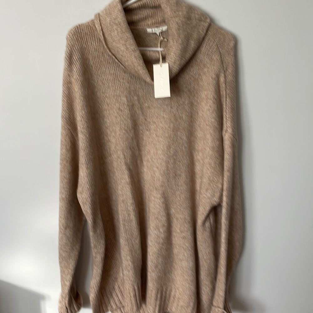 Z supply oversized sweater. NWT. Size S